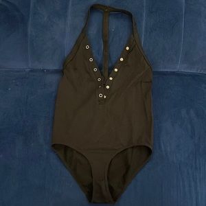 T back black bodysuit